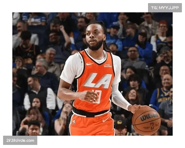 加兰代表快船出战保持不败 场均17分5.8助融入进展顺利